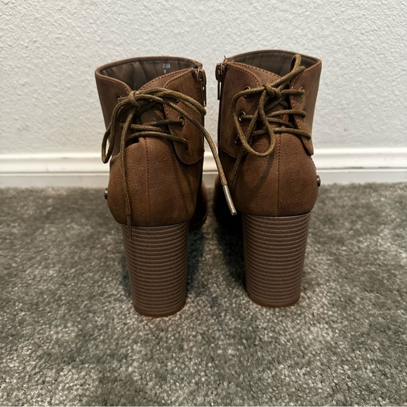 Sugar Brown Lace-Up Peep Toe Ankle Booties- Size 8 - Picture 4 of 9
